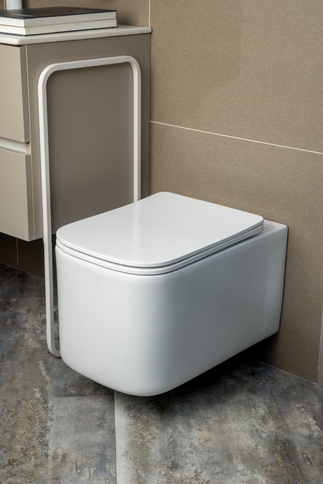 Унитаз подвесной Boheme Mane c крышкой 970-SET-MW, белый матовый