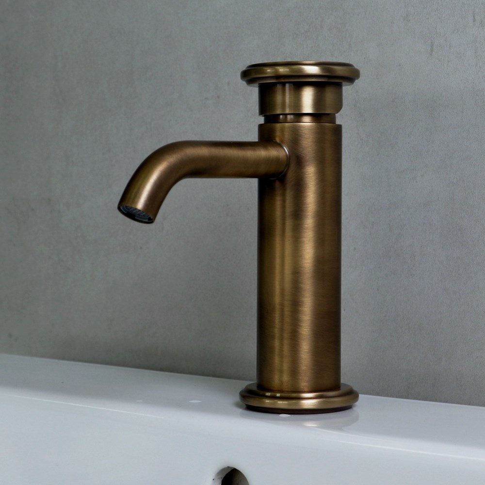 RU820A11Q AQUAelite смеситель для раковины INstile, бронза