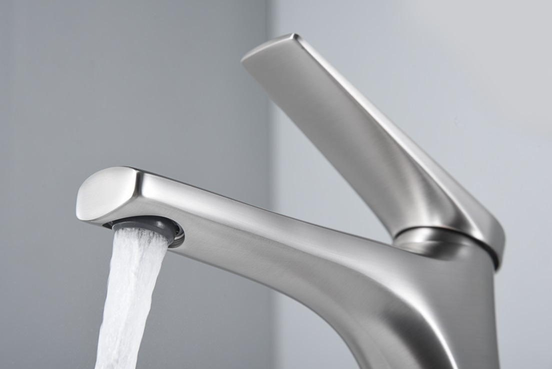 BDD055-1AC Смеситель для раковины Imex Delos, stainless steel